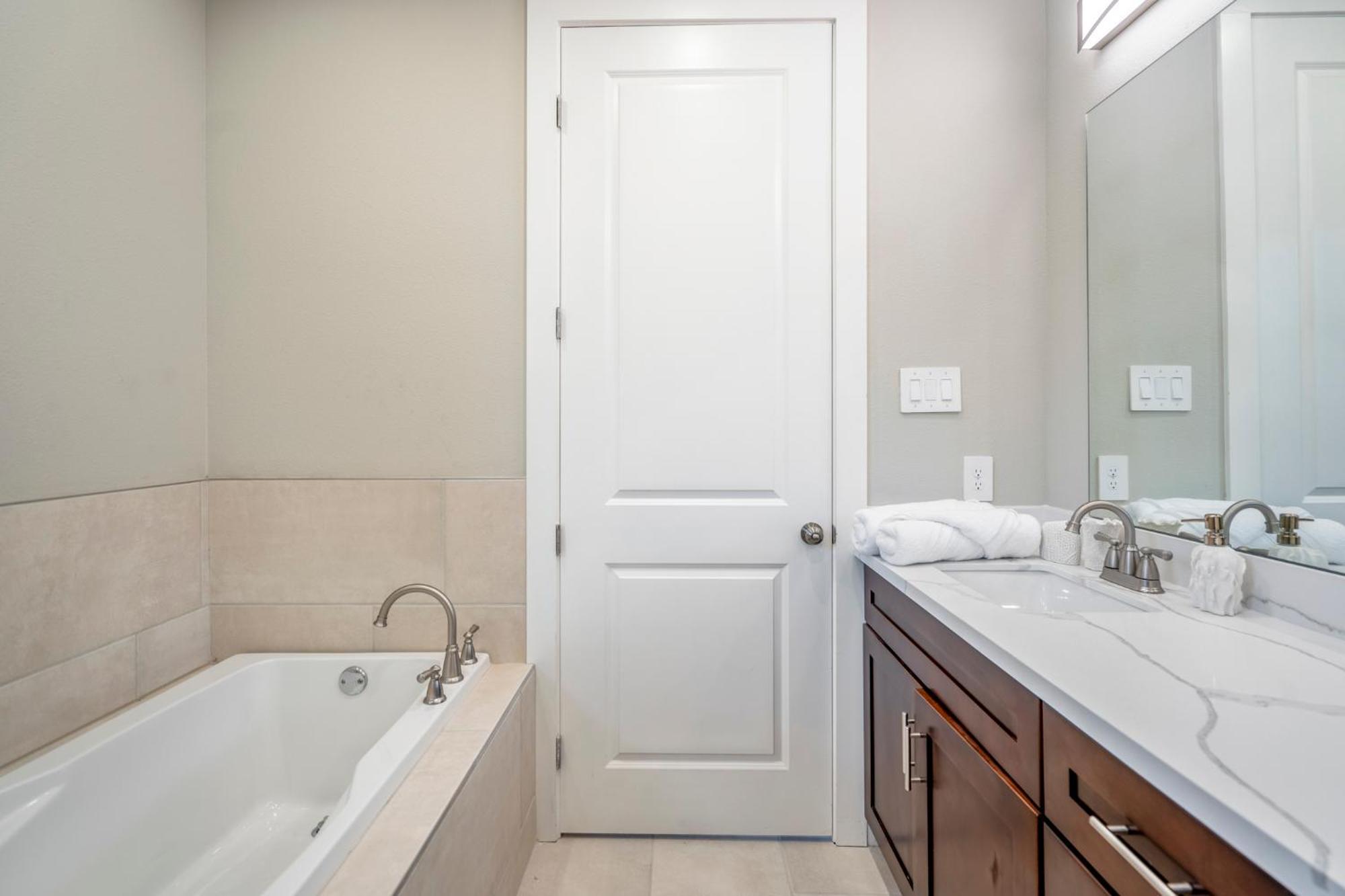 Spacious 3 Bed House Near Md Anderson With Free Parking & Wi-Fi Houston Luaran gambar